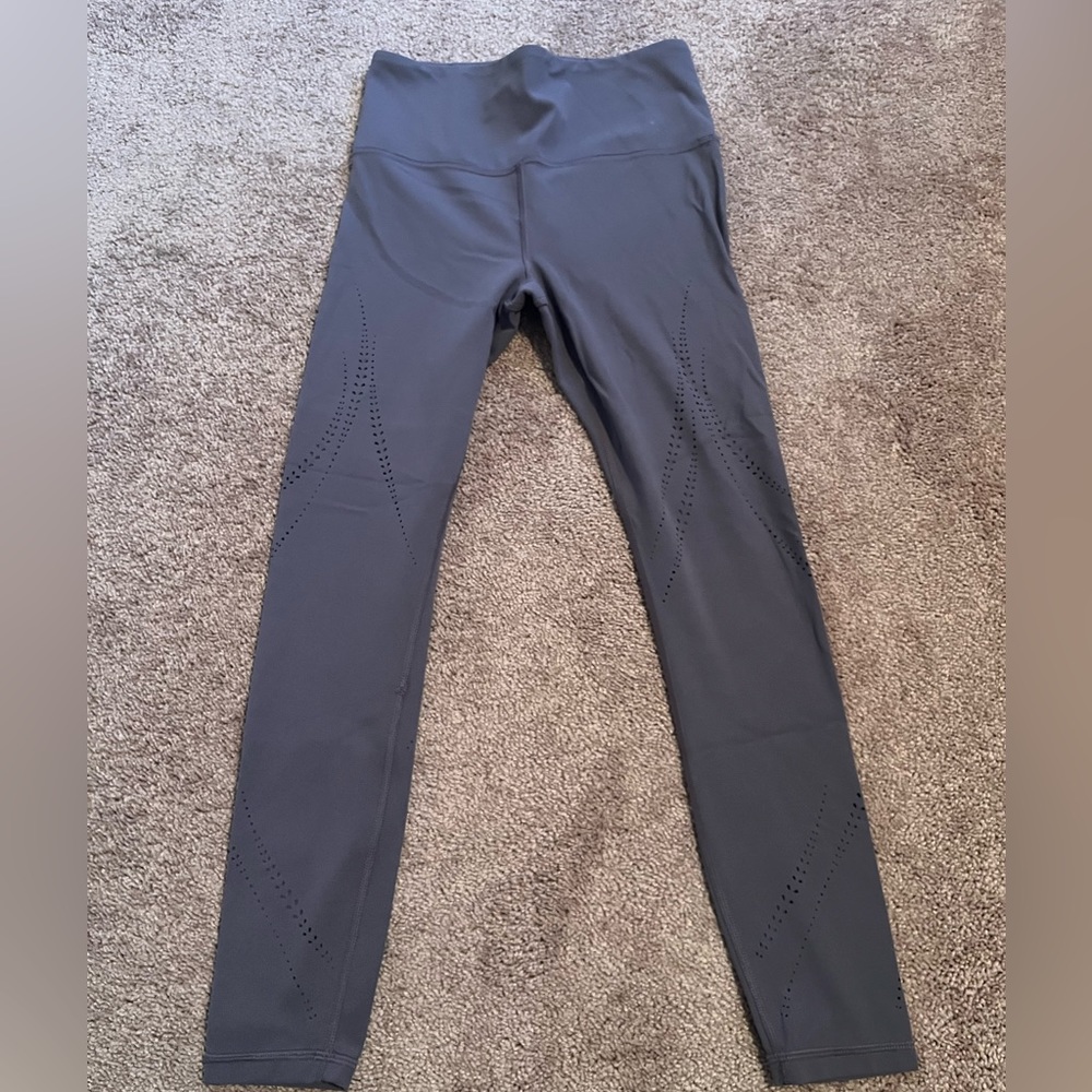 COPY - Athleta Laser Cut Elation leggings size XS